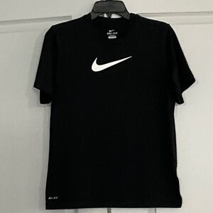 NIKE DRI-FIT POLY ATHLETIC T-SHIRT YXL BLACK WHITE SWOOSH